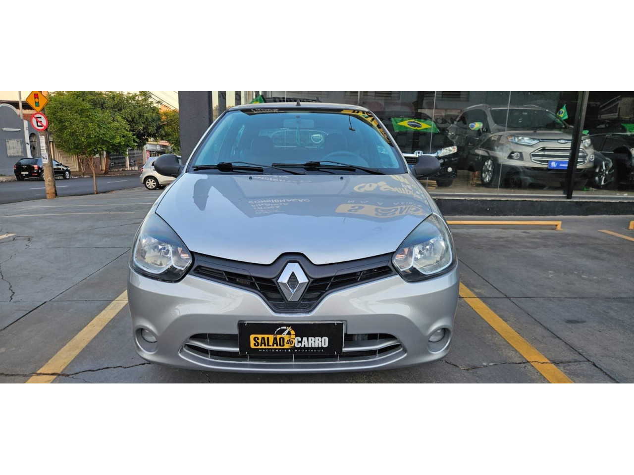 Clio Hatch 1.0 16V AUTHENTIQUE