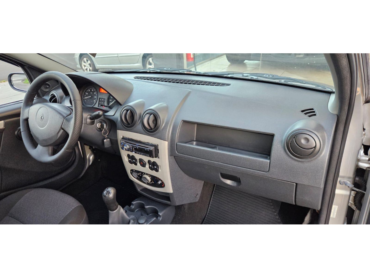 RENAULT Logan 1.6 16V 4P FLEX EXPRESSION