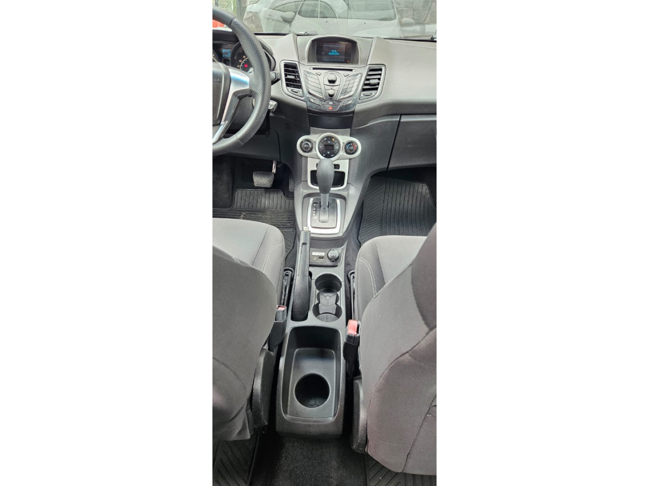 FORD Fiesta Hatch 1.6 4P FLEX SE POWERSHIFT AUTOMÁTICO