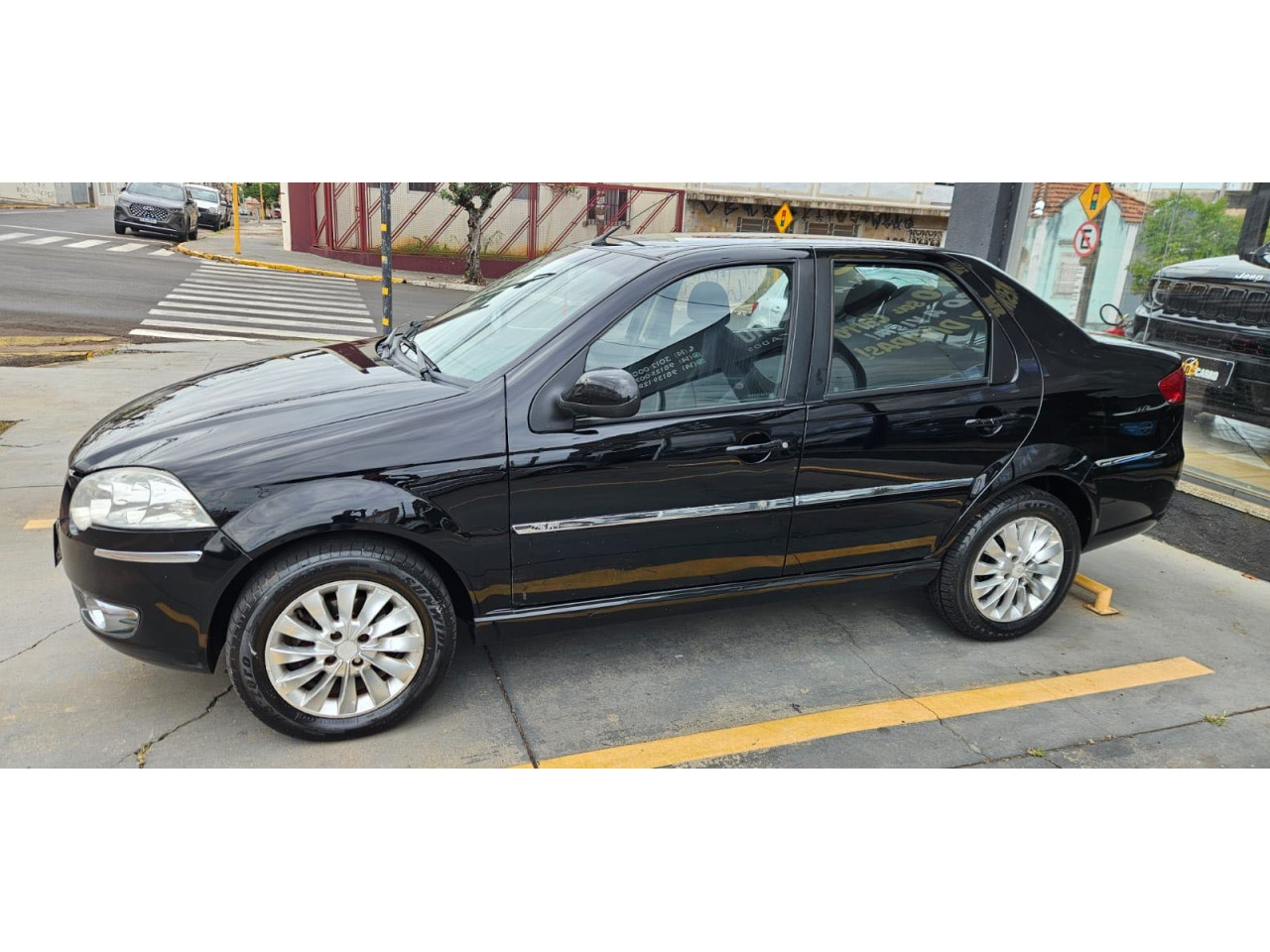 FIAT Siena 1.6 16V 4P ESSENCE FLEX