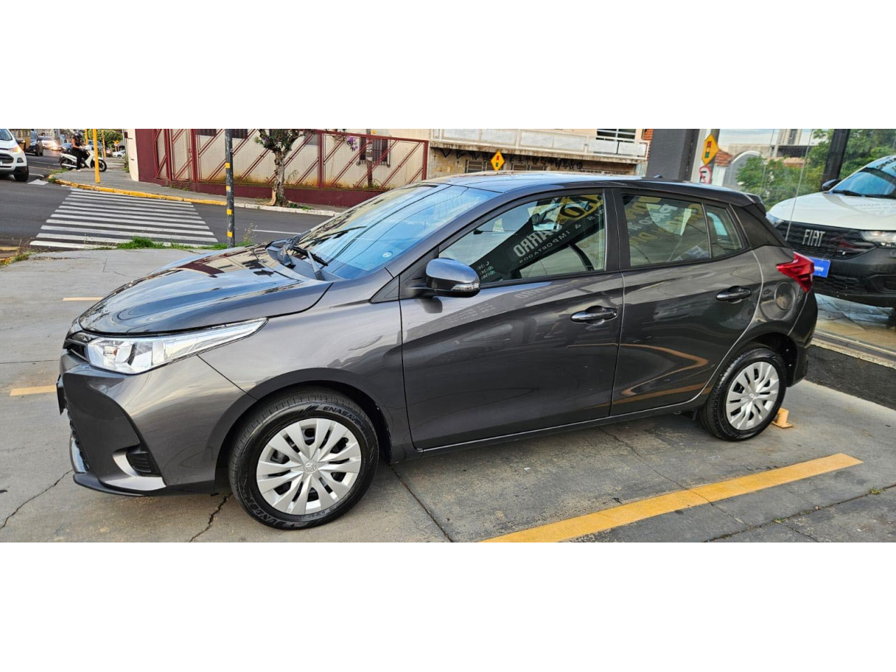 TOYOTA Yaris Hatch 1.5 16V 4P FLEX XL MULTIDRIVE AUTOMÁTICO CVT