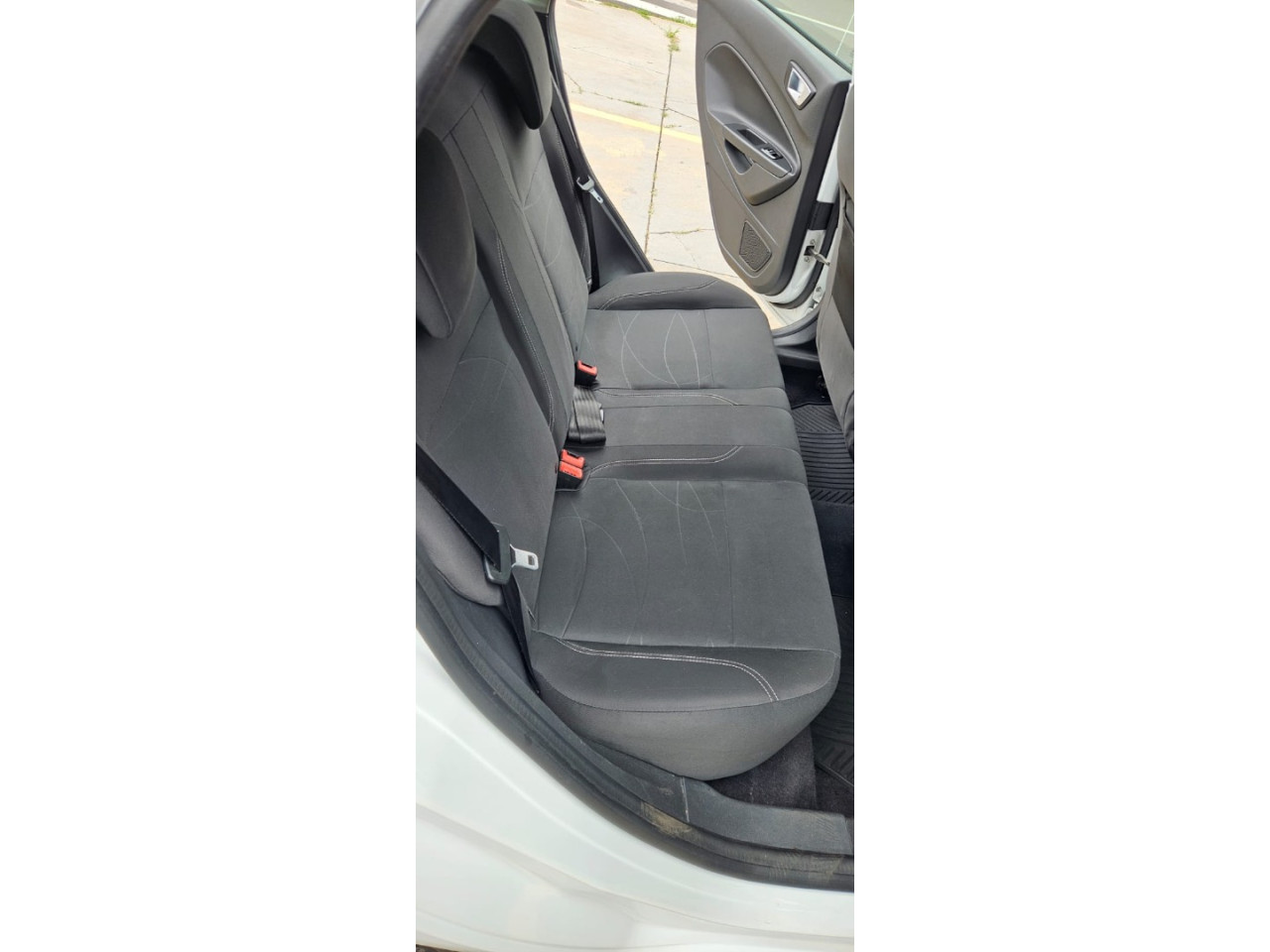 FORD Fiesta Hatch 1.6 4P FLEX SE POWERSHIFT AUTOMÁTICO