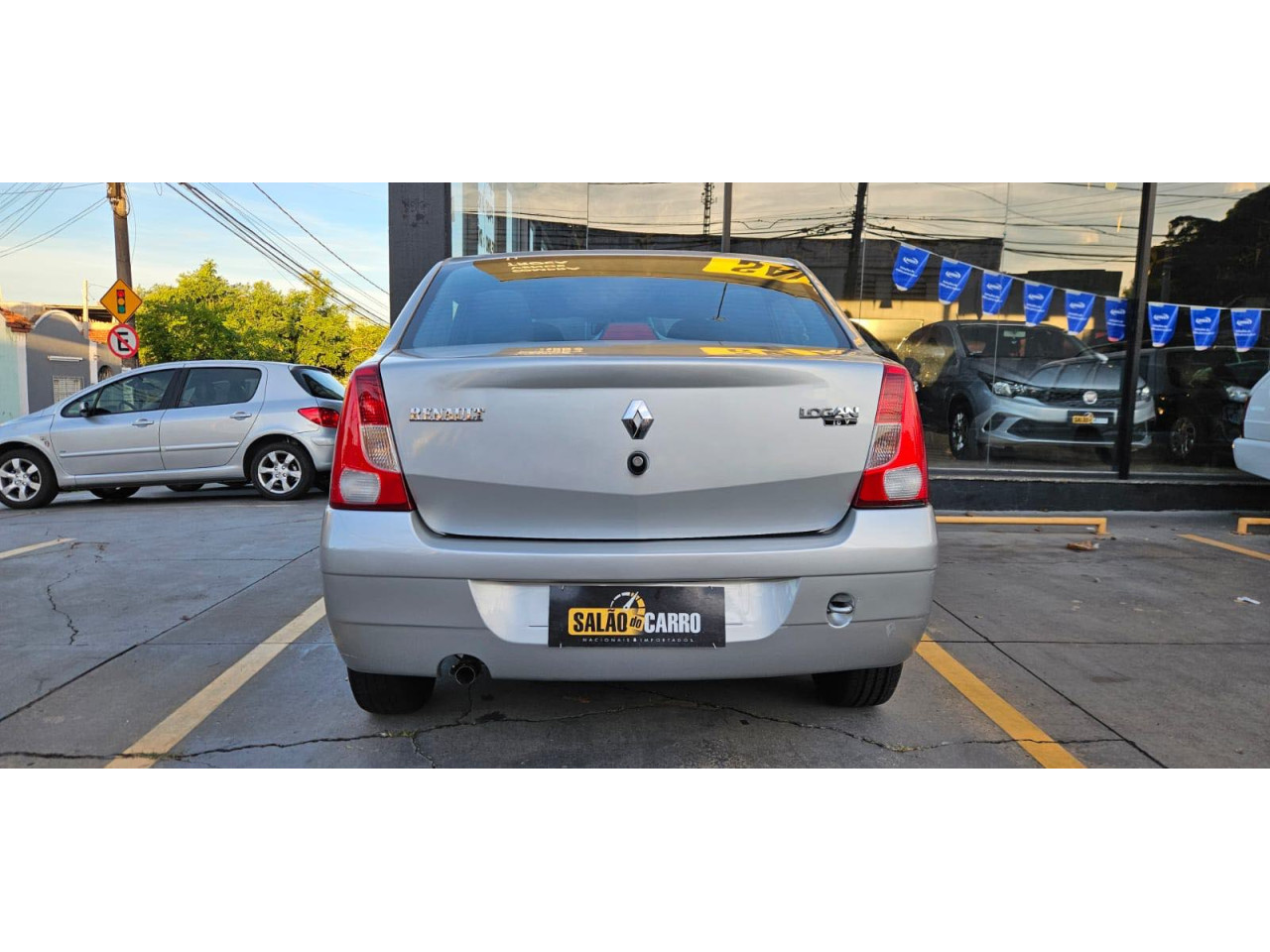 RENAULT Logan 1.6 16V 4P FLEX EXPRESSION