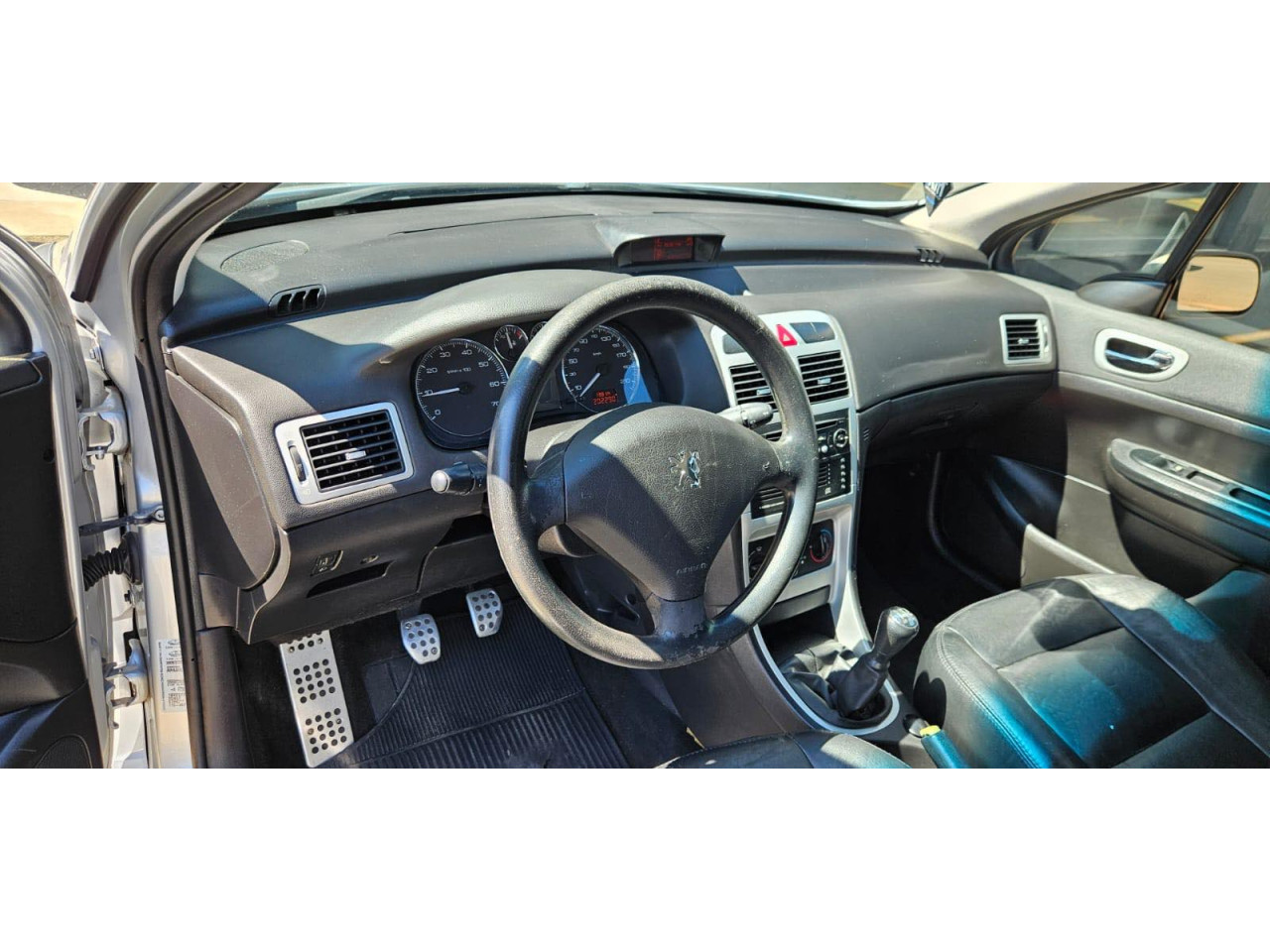 PEUGEOT 307 Hatch 1.6 4P PRESENCE