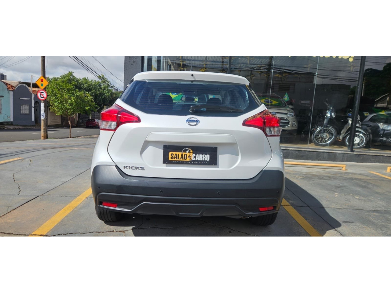 NISSAN Kicks 1.6 16V 4P FLEXSTART S DIRECT X-TRONIC AUTOMÁTICO CVT
