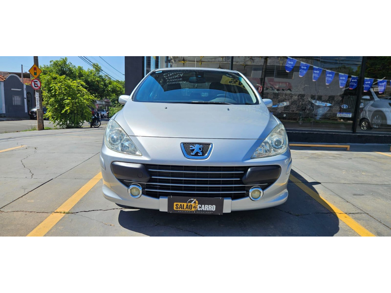 307 Hatch 1.6 4P PRESENCE