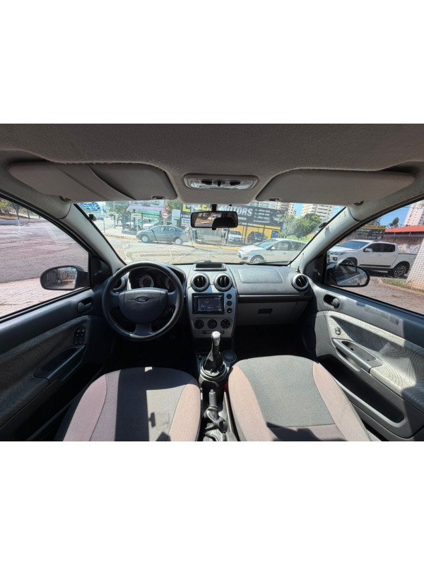 FORD FIESTA SED. 1.6 8V FLEX 4P