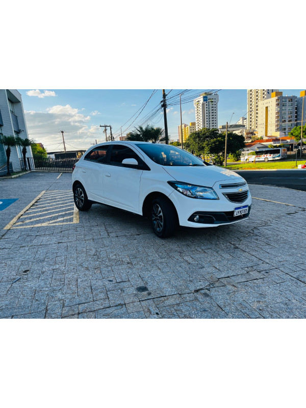 GM - CHEVROLET ONIX HATCH LTZ 1.4 8V FLEXPOWER 5P AUT.