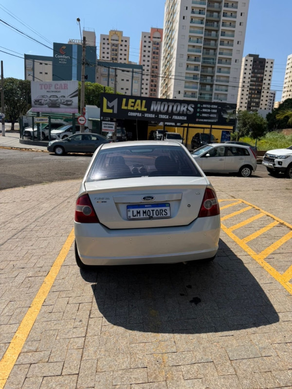 FORD FIESTA SED. 1.6 8V FLEX 4P