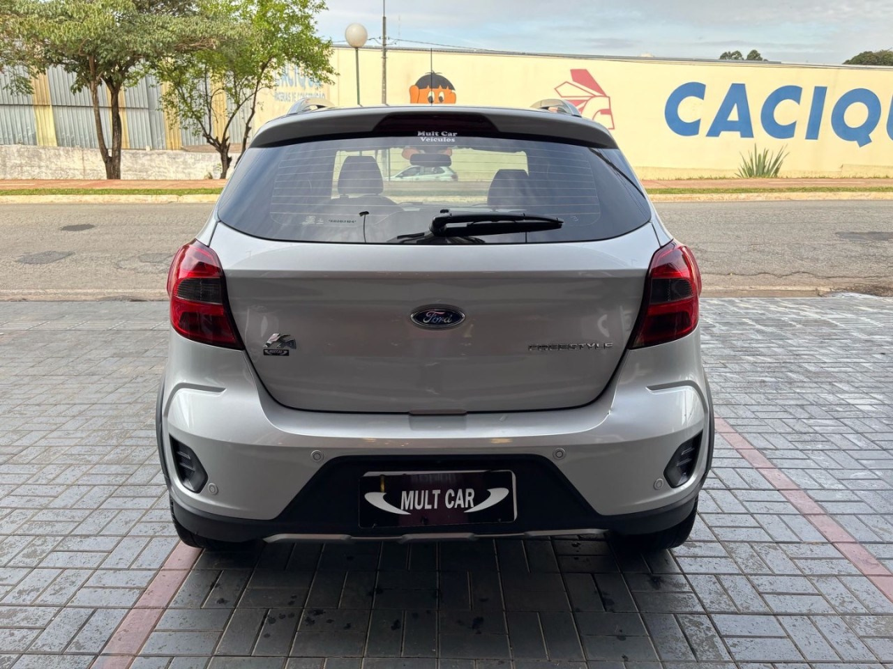 Ka Hatch 1.5 12V 4P TI-VCT FREESTYLE FLEX