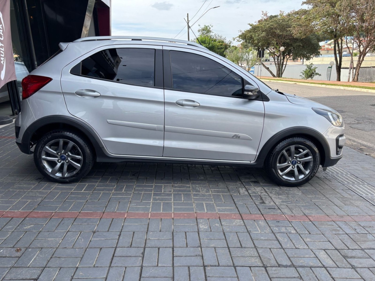 Ka Hatch 1.5 12V 4P TI-VCT FREESTYLE FLEX