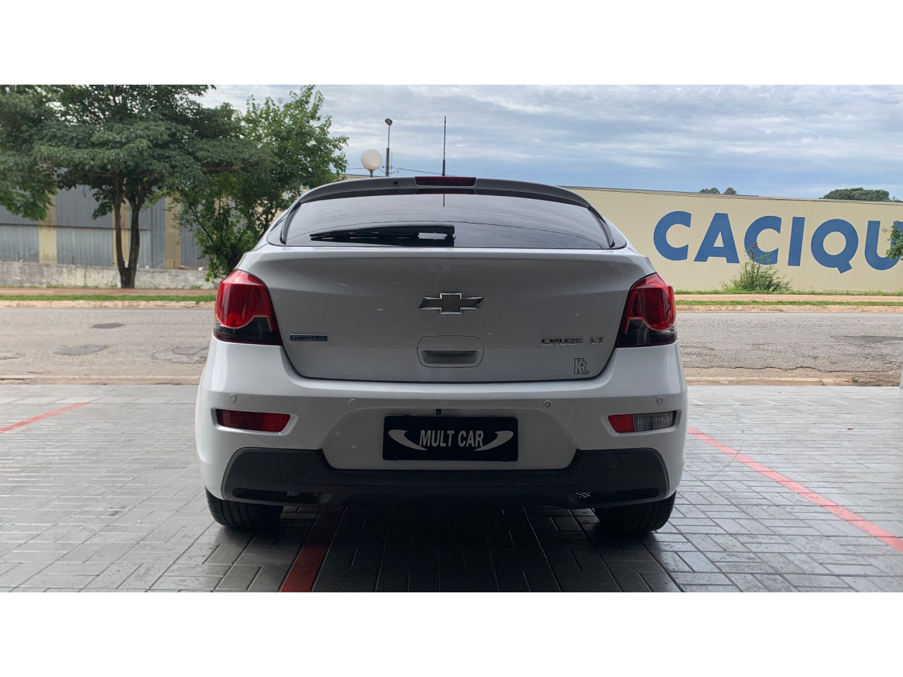 Cruze Hatch 1.8 16V 4P LT SPORT FLEX AUTOMÁTICO