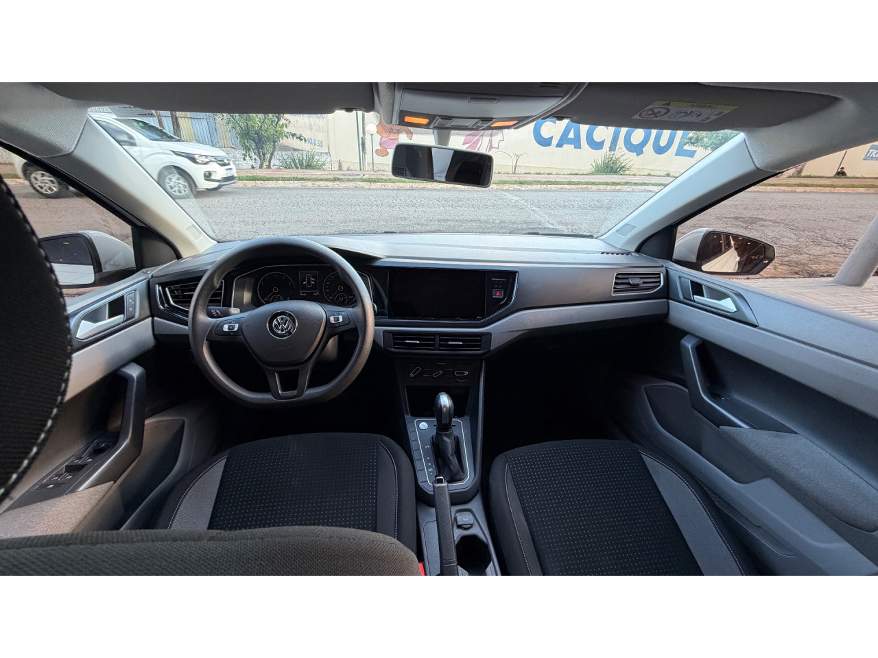 Polo Hatch 1.0 12V 4P 200 TSI  COMFORTLINE AUTOMÁTICO
