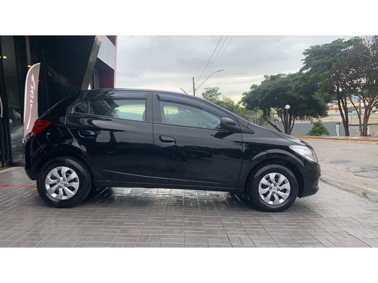 Onix Hatch 1.0 4P FLEX LT