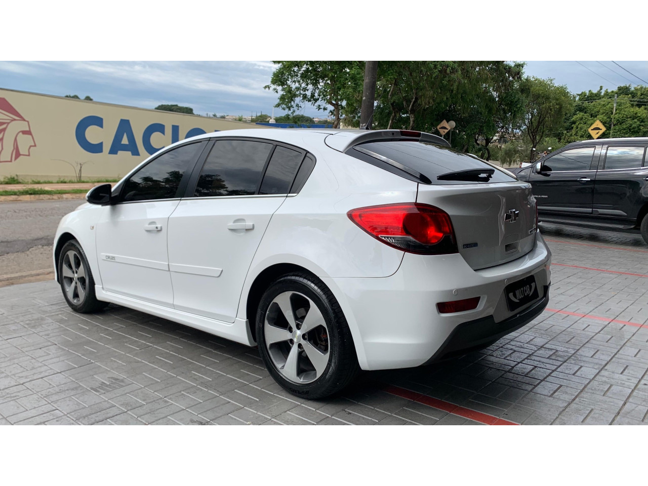 Cruze Hatch 1.8 16V 4P LT SPORT FLEX AUTOMÁTICO