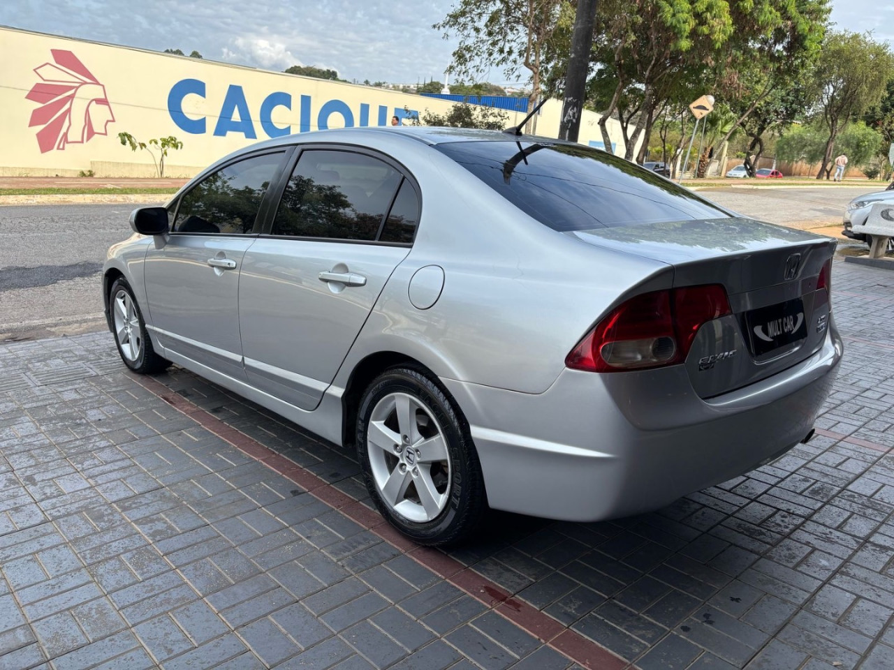 Civic 1.8 16V 4P FLEX LXS AUTOMÁTICO