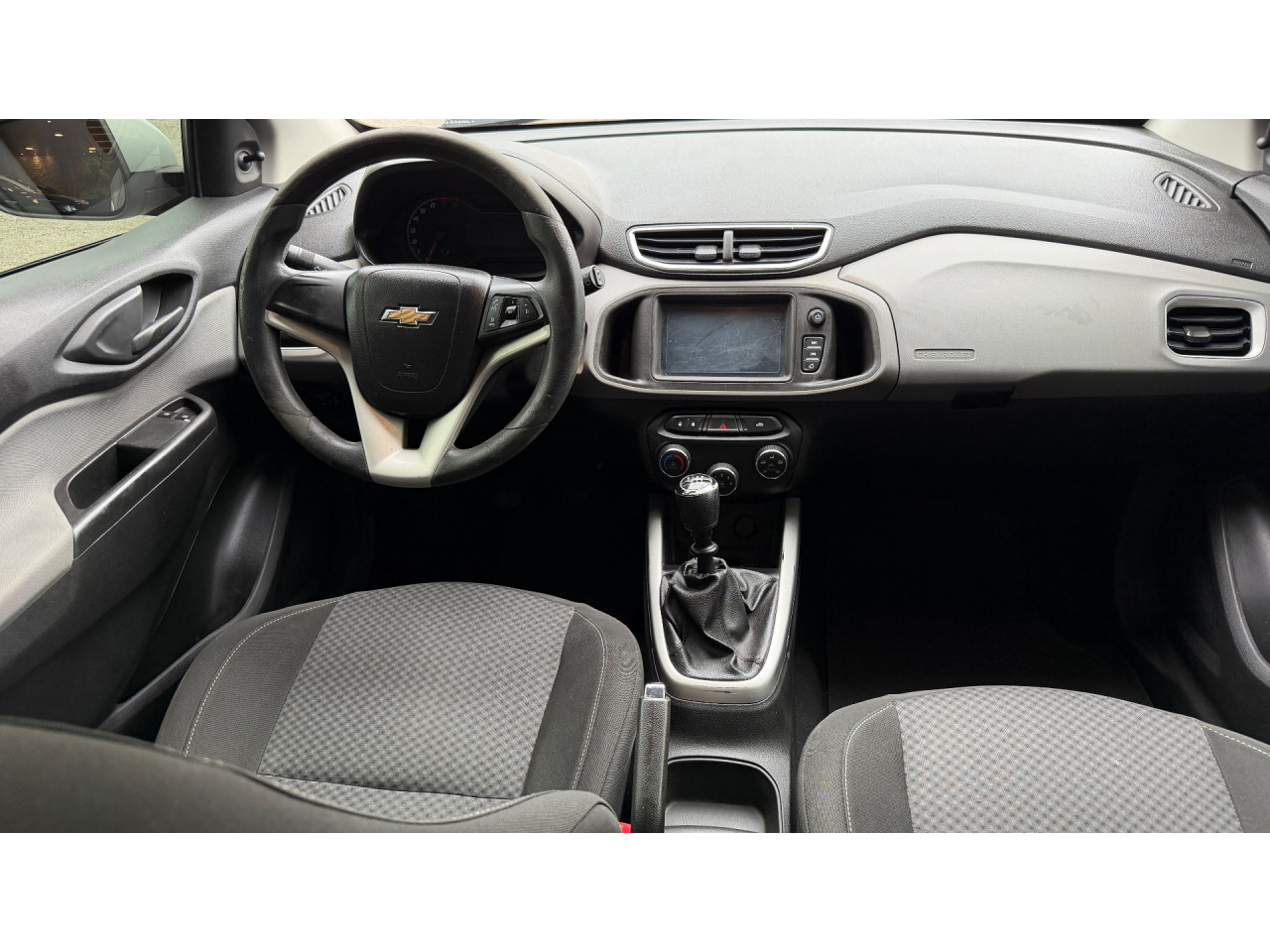 Onix Hatch 1.4 4P FLEX LT