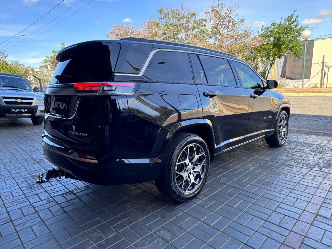 Commander 1.3 16V 4P FLEX T270 OVERLAND TURBO AUTOMÁTICO