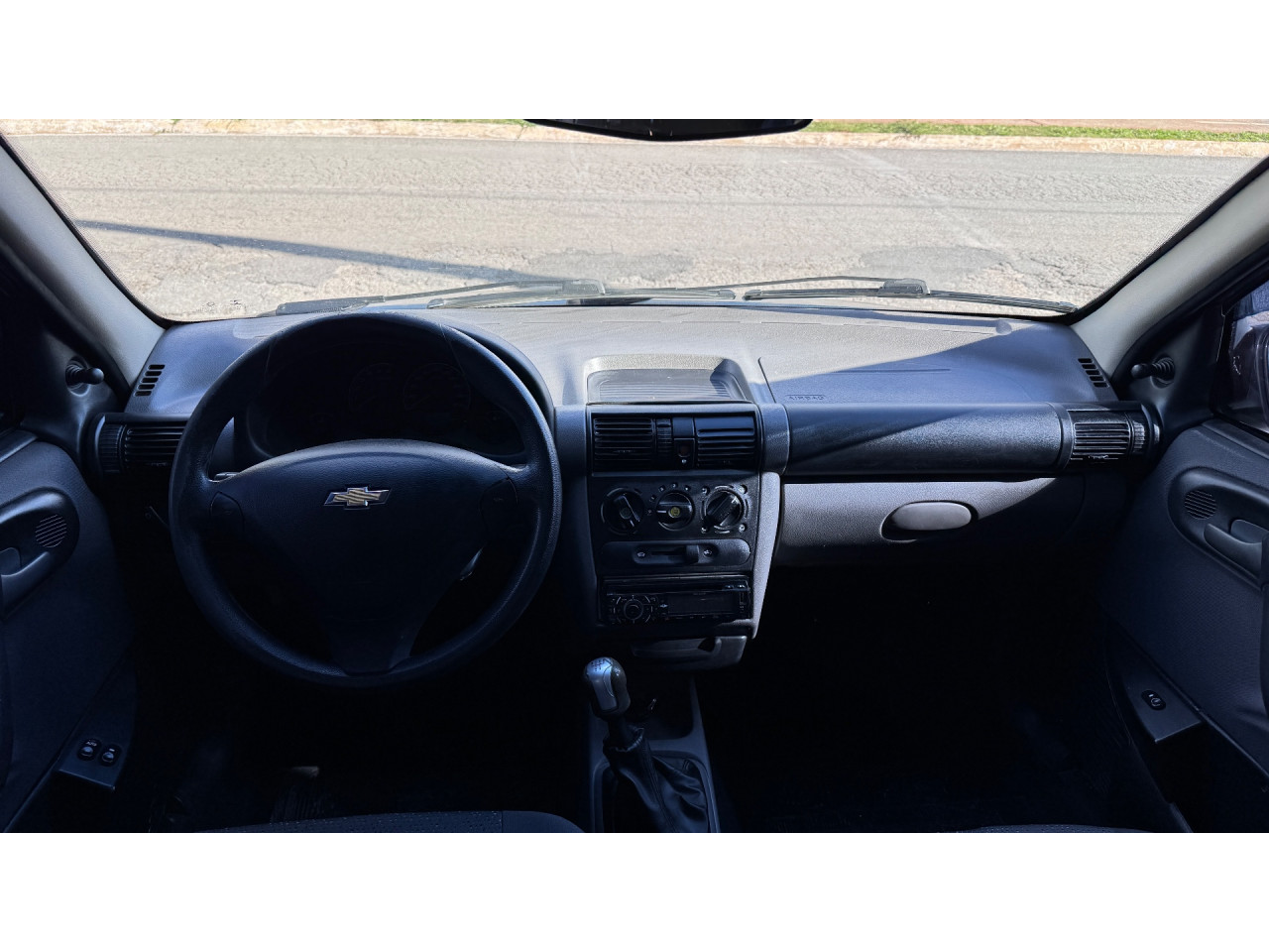 Classic Sedan 1.0 4P VHCE FLEX LS