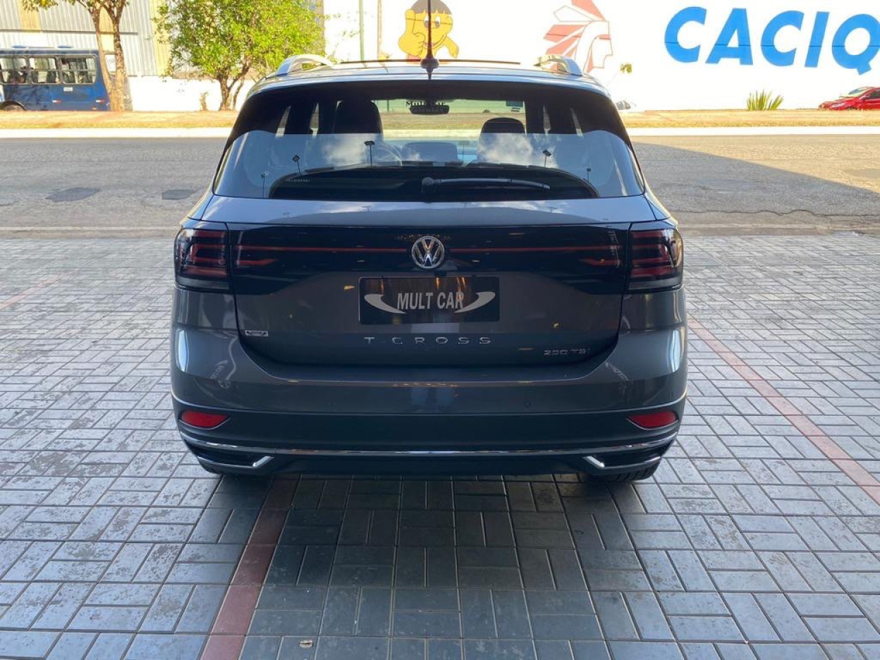 T-Cross 1.4 4P 250 TSI FLEX HIGHLINE AUTOMÁTICO