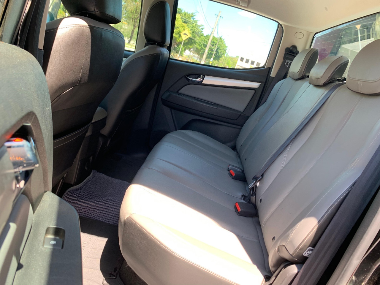 S10 2.8 16V LTZ CABINE DUPLA TURBO DIESEL AUTOMÁTICO