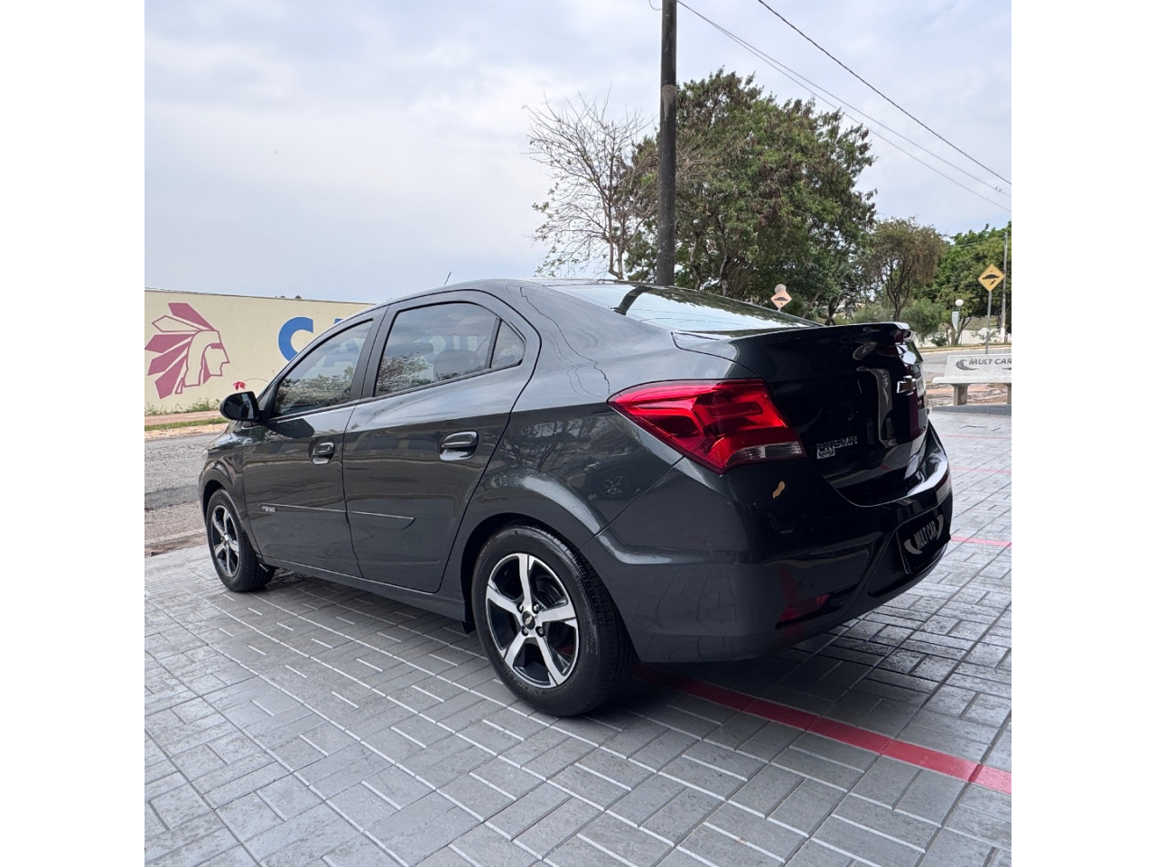Prisma 1.4 4P LT FLEX AUTOMÁTICO
