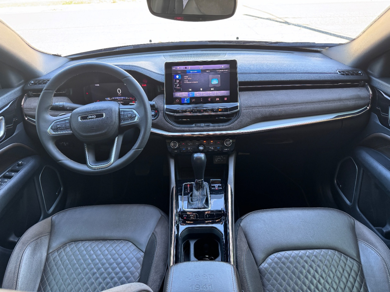 Commander 1.3 16V 4P FLEX T270 OVERLAND TURBO AUTOMÁTICO