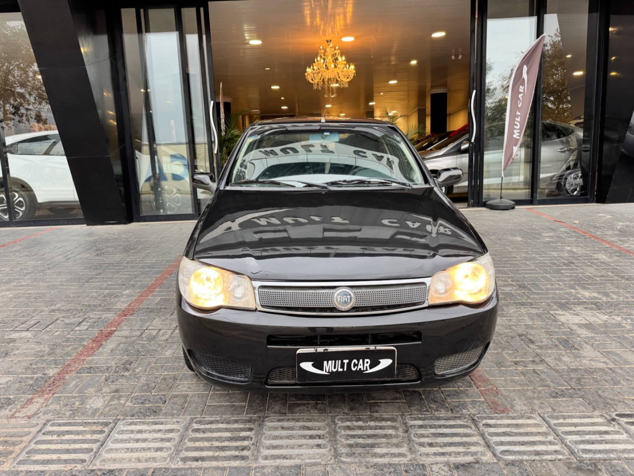 Siena 1.8 4P HLX FLEX