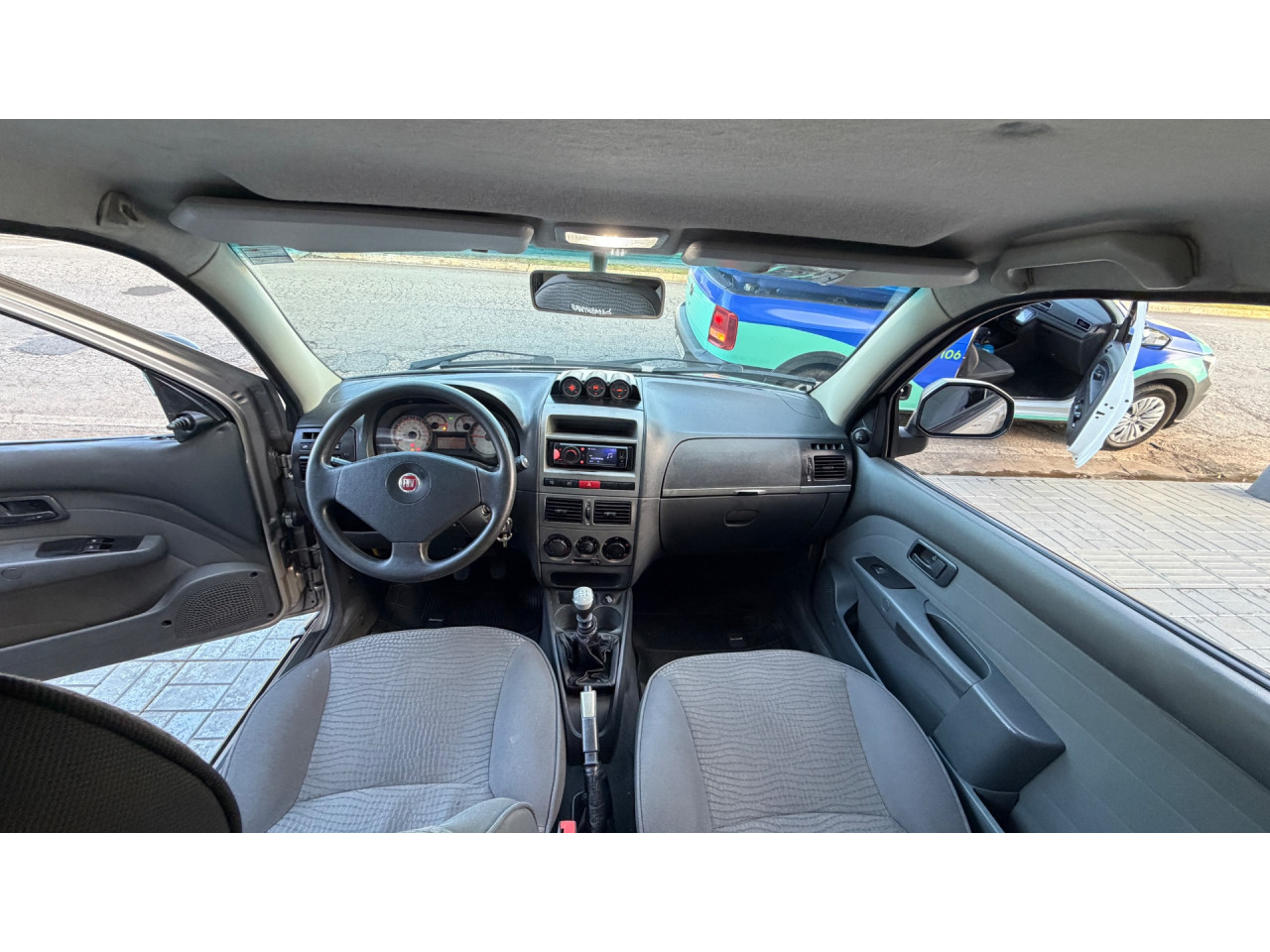 FIAT Strada 1.8 FLEX ADVENTURE CABINE DUPLA