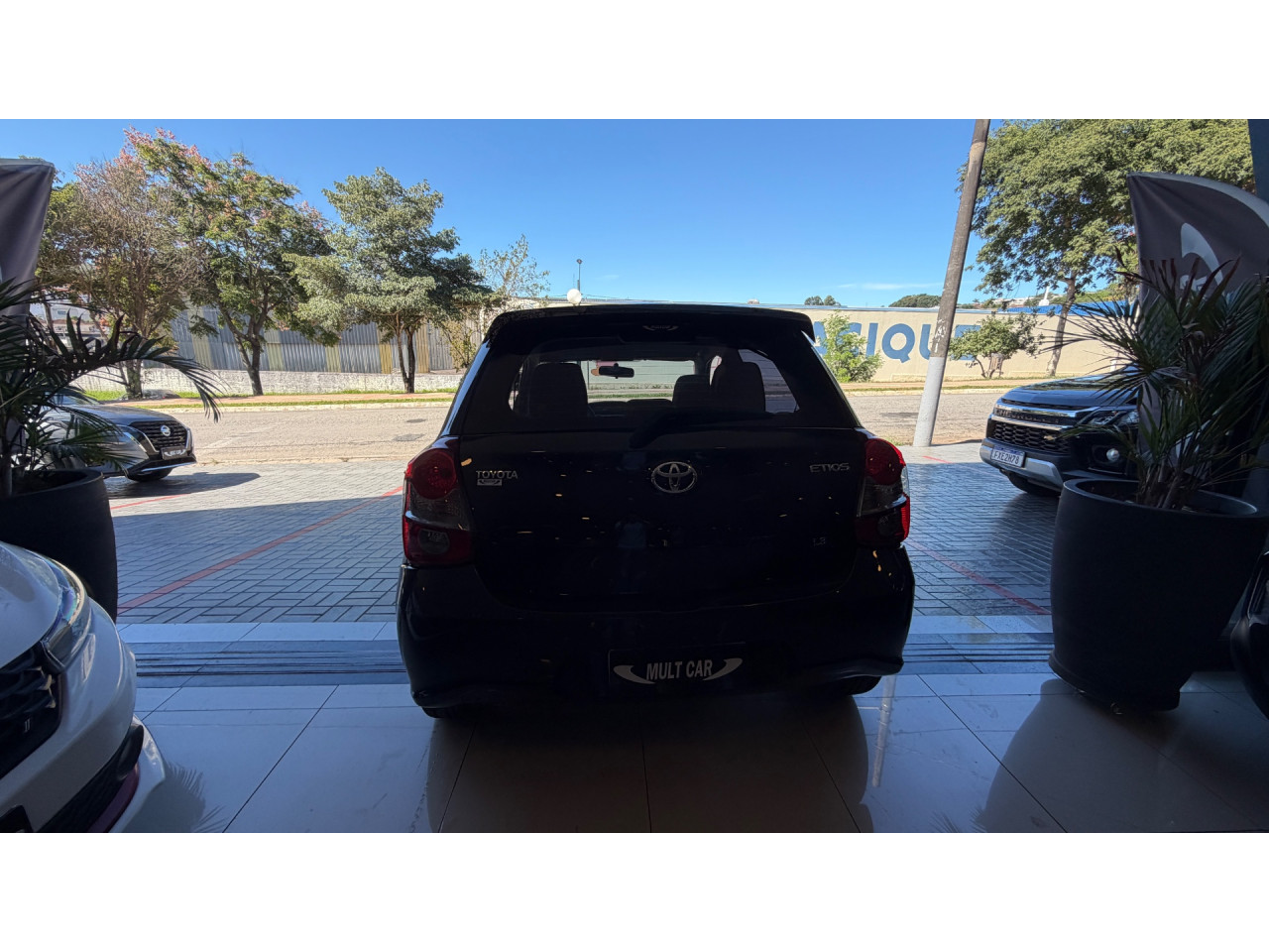 TOYOTA Etios Hatch 1.3 16V 4P FLEX X AUTOMÁTICO