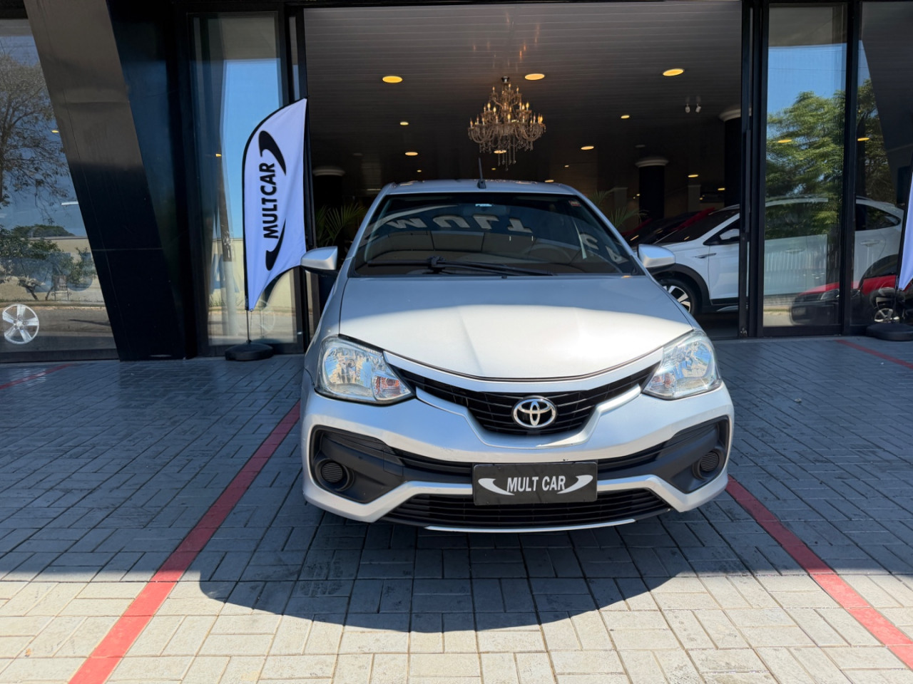 TOYOTA Etios Hatch 1.5 16V 4P FLEX XS AUTOMÁTICO