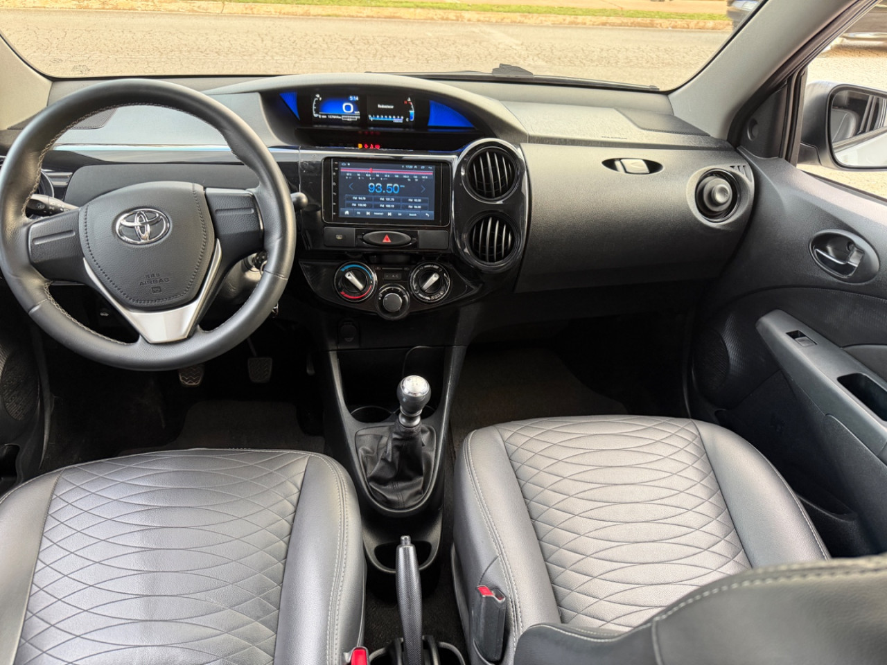 TOYOTA Etios Sedan 1.5 16V 4P FLEX X