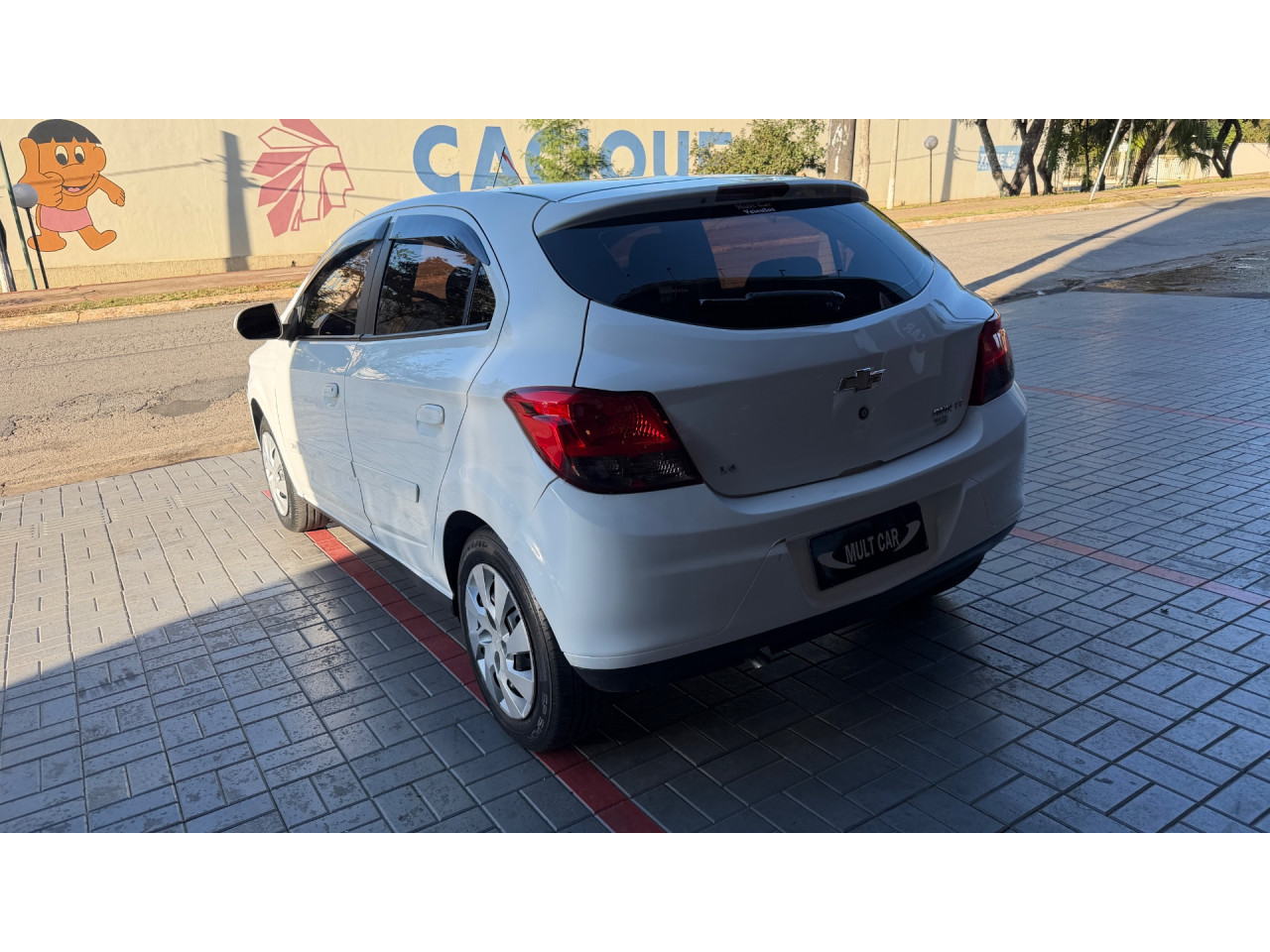CHEVROLET Onix Hatch 1.4 4P FLEX LT