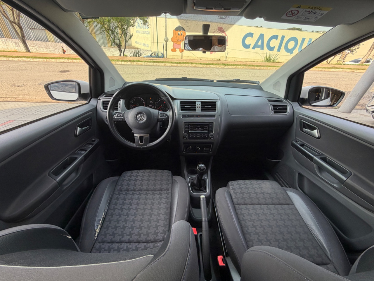 VOLKSWAGEN Fox 1.6 4P MSI COMFORTLINE FLEX