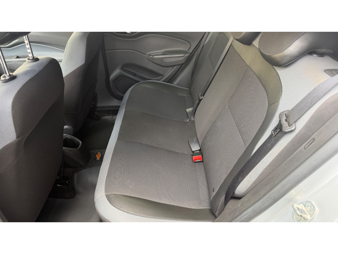 CHEVROLET Onix Hatch 1.4 4P FLEX ACTIVE