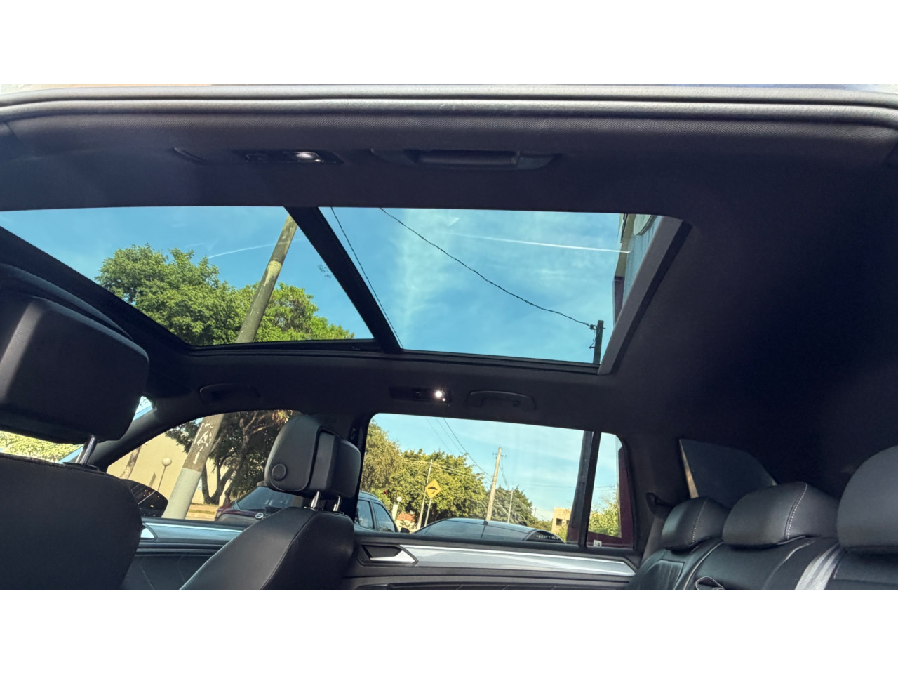 VOLKSWAGEN Tiguan Allspace 2.0 16V 4P TSI 350 TURBO R-LINE 4MOTION DSG AUTOMÁTICO