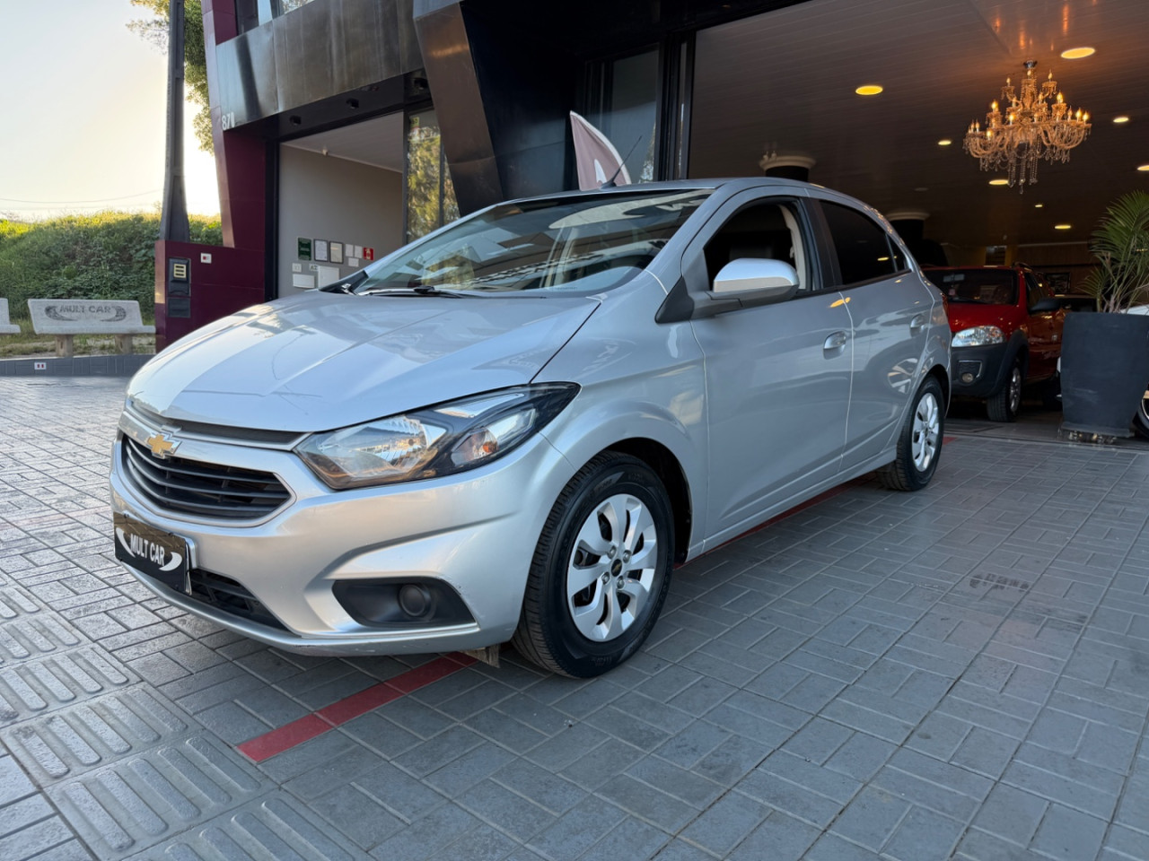 CHEVROLET Onix Hatch 1.0 4P FLEX LT
