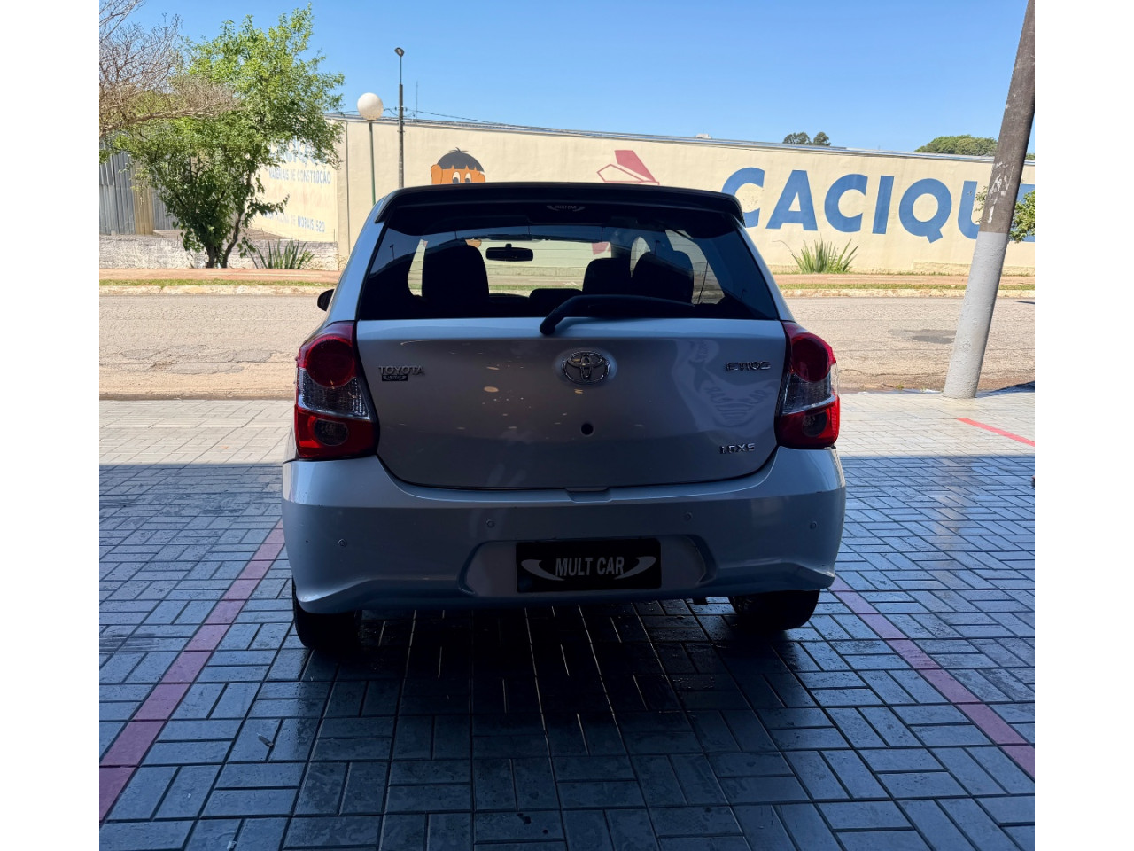 TOYOTA Etios Hatch 1.5 16V 4P FLEX XS AUTOMÁTICO