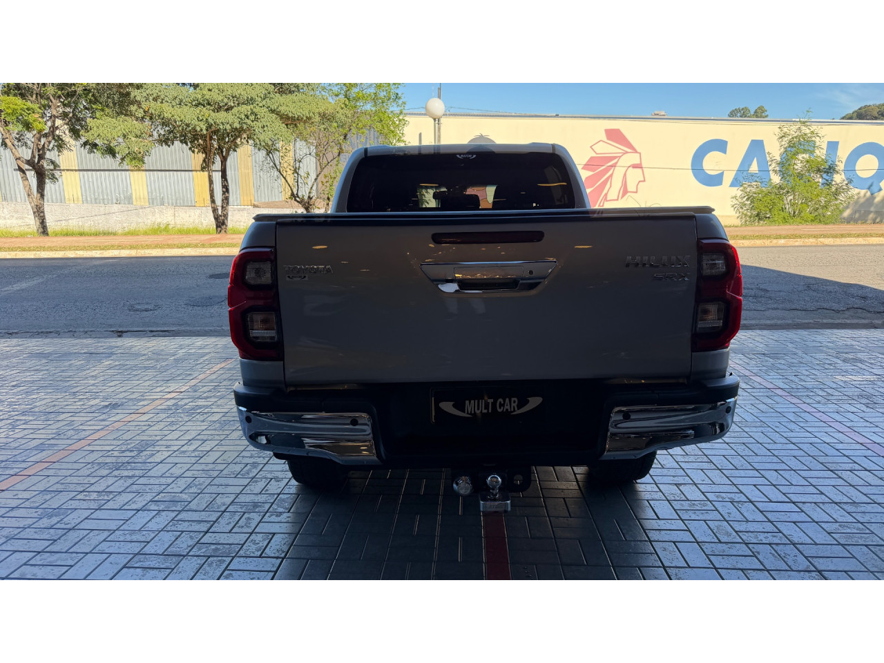 TOYOTA Hilux Caminhonete 2.8 16V SRX 4X4 TURBO DIESEL CABINE DUPLA AUTOMÁTICO
