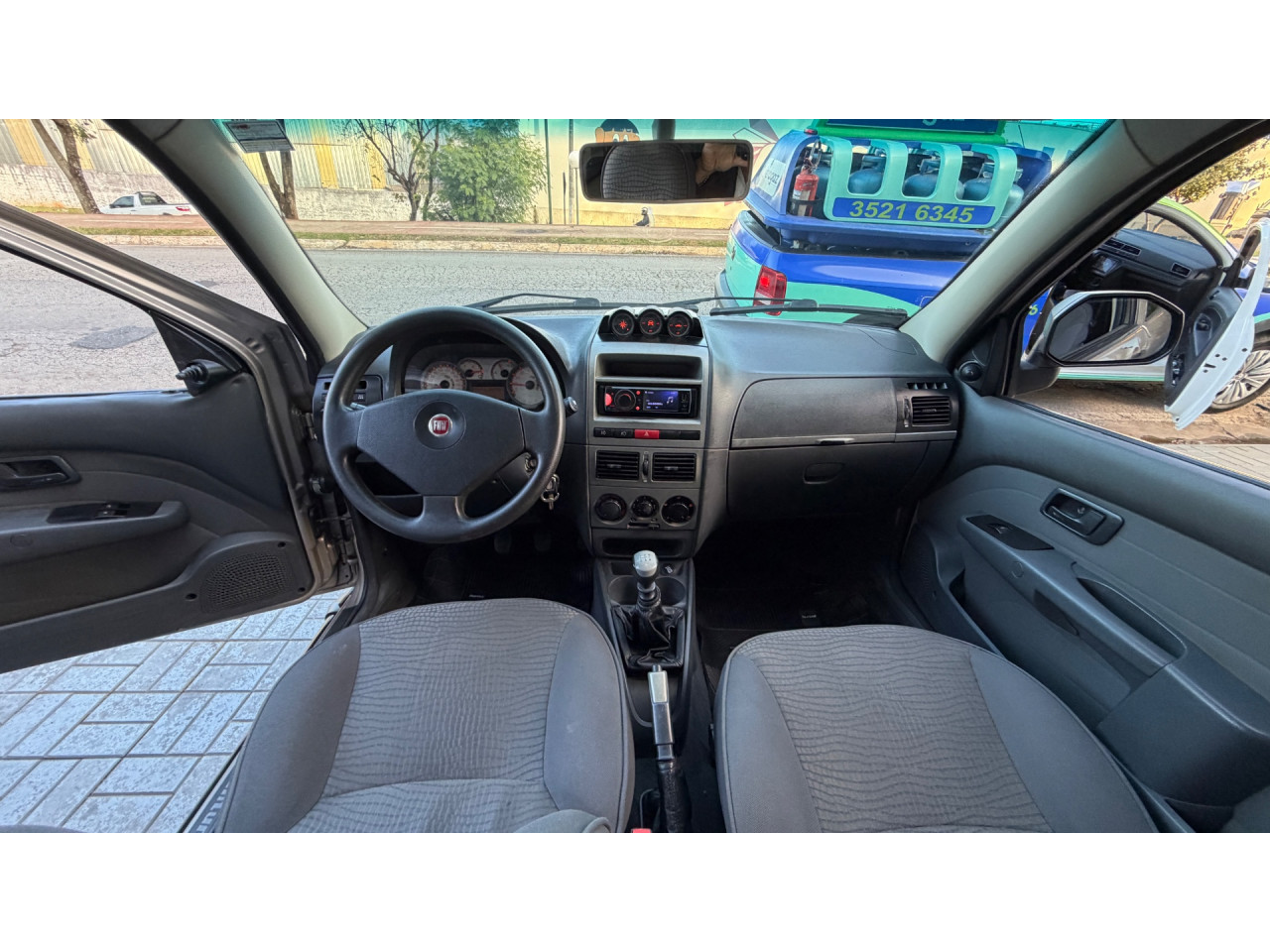 FIAT Strada 1.8 FLEX ADVENTURE CABINE DUPLA
