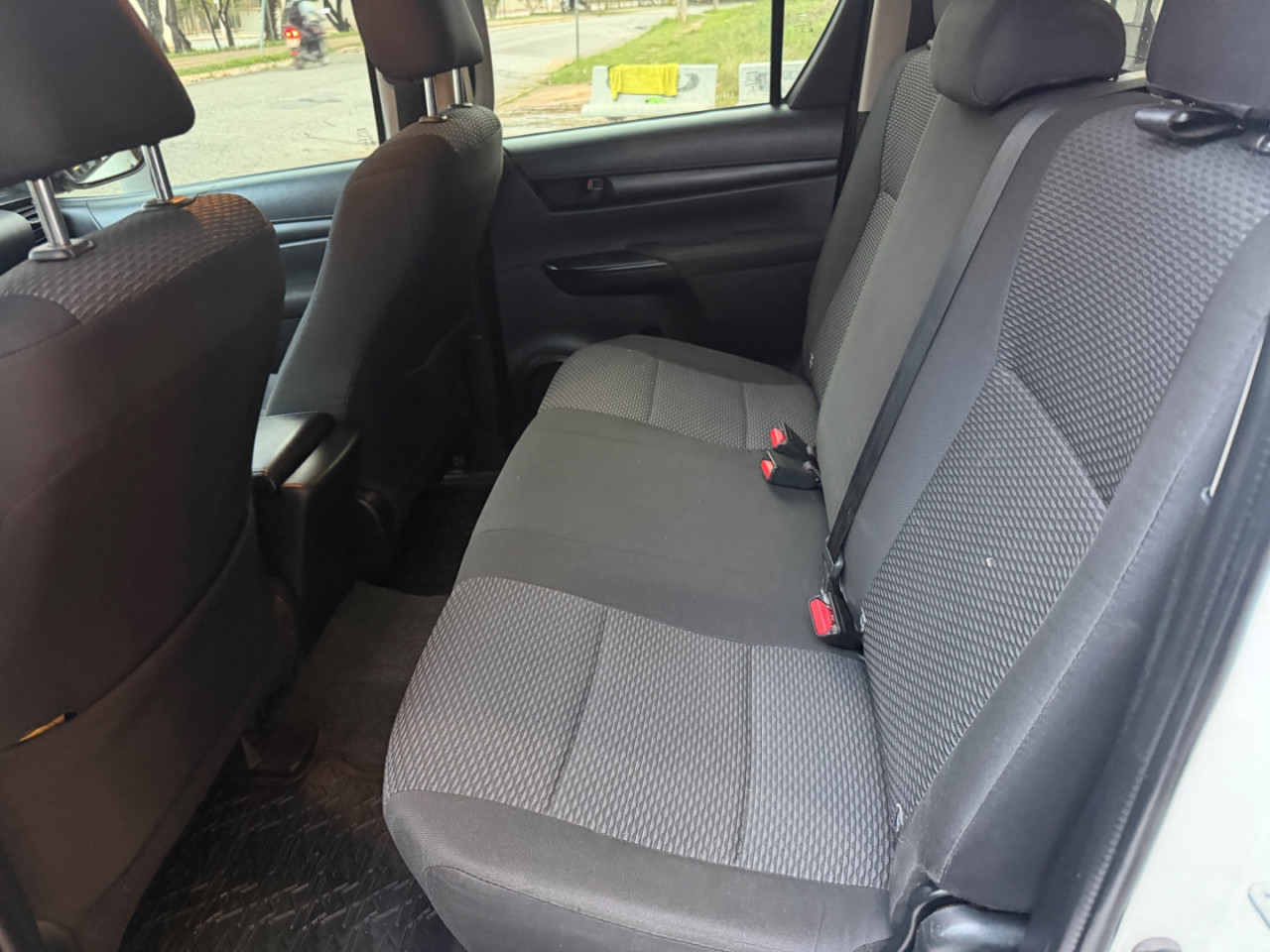 TOYOTA Hilux Caminhonete 2.8 16V  LOW M4FD 4X4 TURBO DIESEL CABINE DUPLA