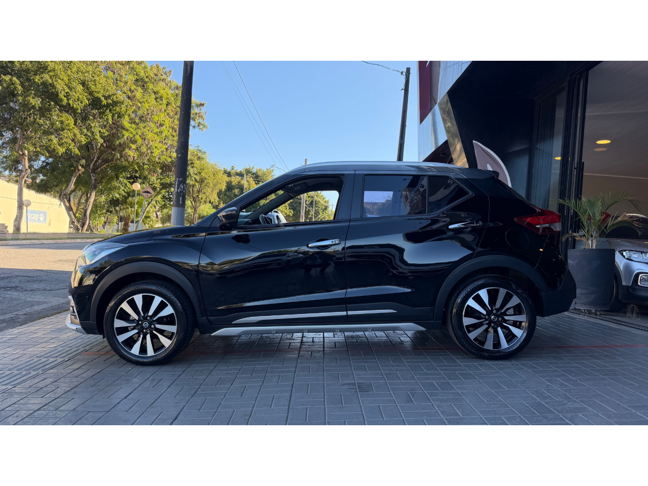 NISSAN Kicks 1.6 16V 4P FLEXSTART SL X-TRONIC AUTOMÁTICO CVT