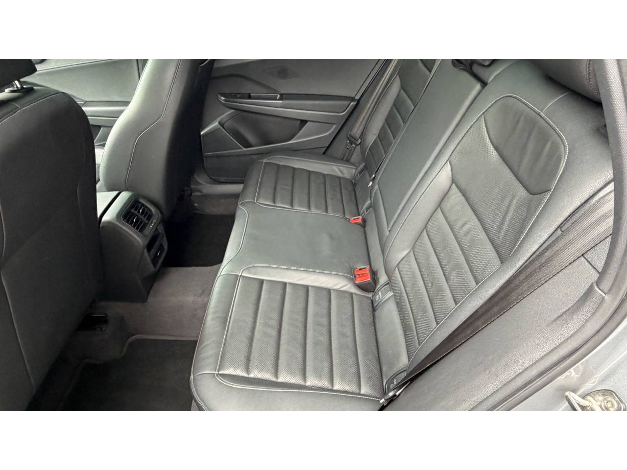 VOLKSWAGEN Taos 1.4 16V 4P FLEX 250 TSI HIGHLINE AUTOMÁTICO