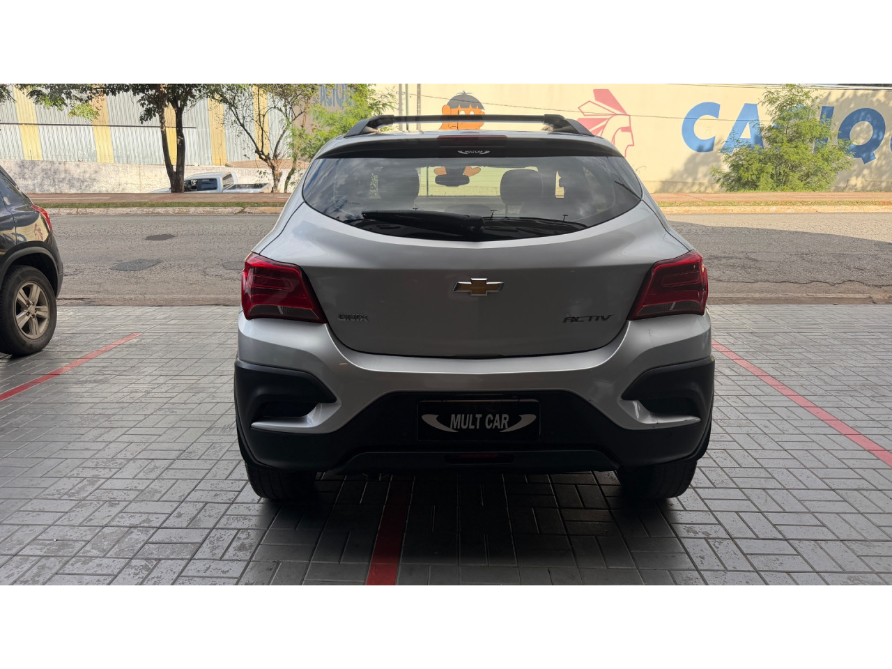 CHEVROLET Onix Hatch 1.4 4P FLEX ACTIVE