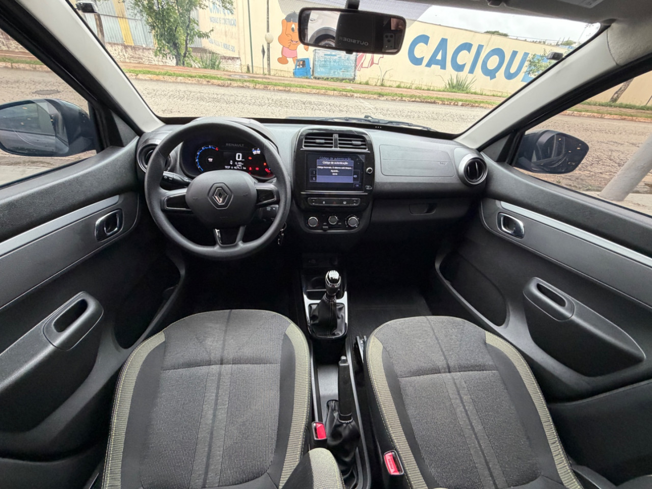 RENAULT Kwid 1.0 12V 4P SCE FLEX OUTSIDER
