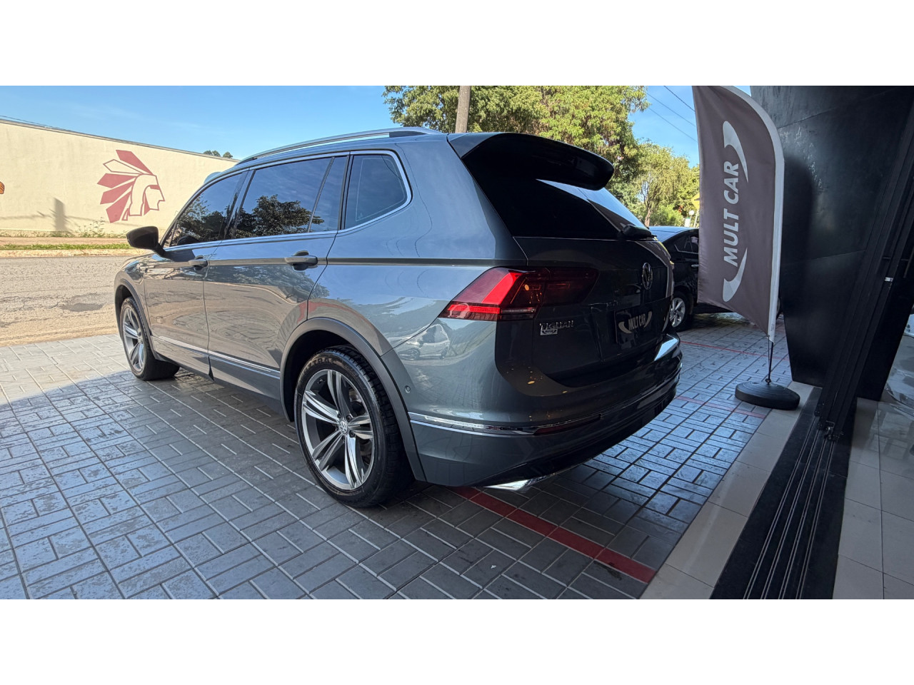 VOLKSWAGEN Tiguan Allspace 2.0 16V 4P TSI 350 TURBO R-LINE 4MOTION DSG AUTOMÁTICO