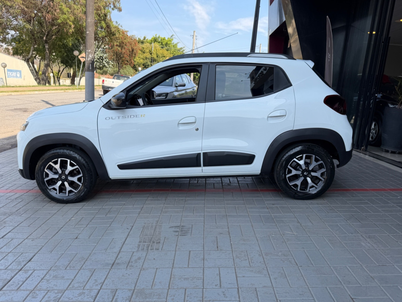 RENAULT Kwid 1.0 12V 4P SCE FLEX OUTSIDER