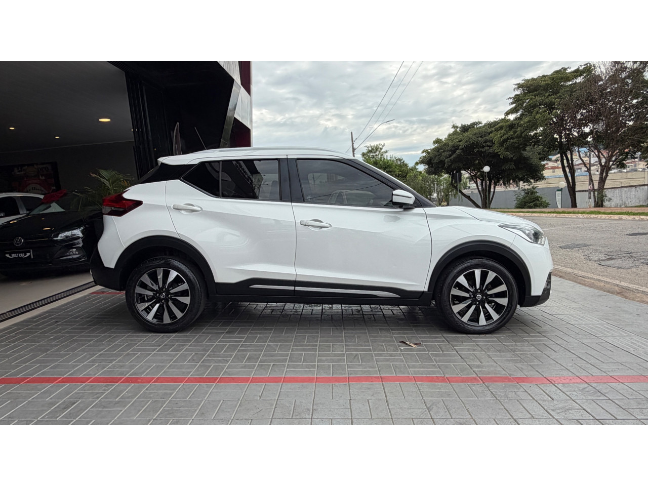 NISSAN Kicks 1.6 16V 4P FLEXSTART SL X-TRONIC AUTOMÁTICO CVT