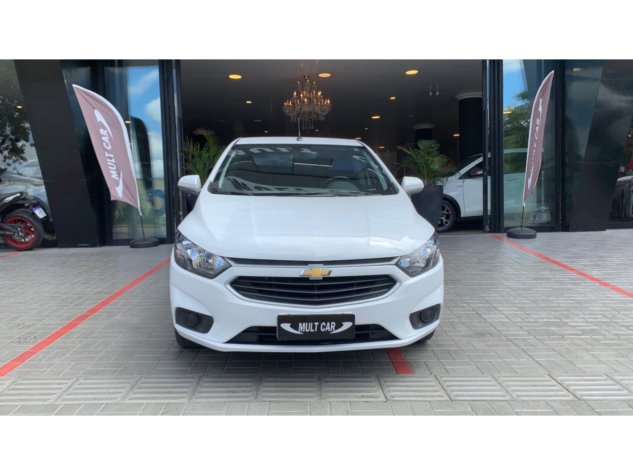 CHEVROLET Onix Hatch 1.4 4P FLEX LT AUTOMÁTICO