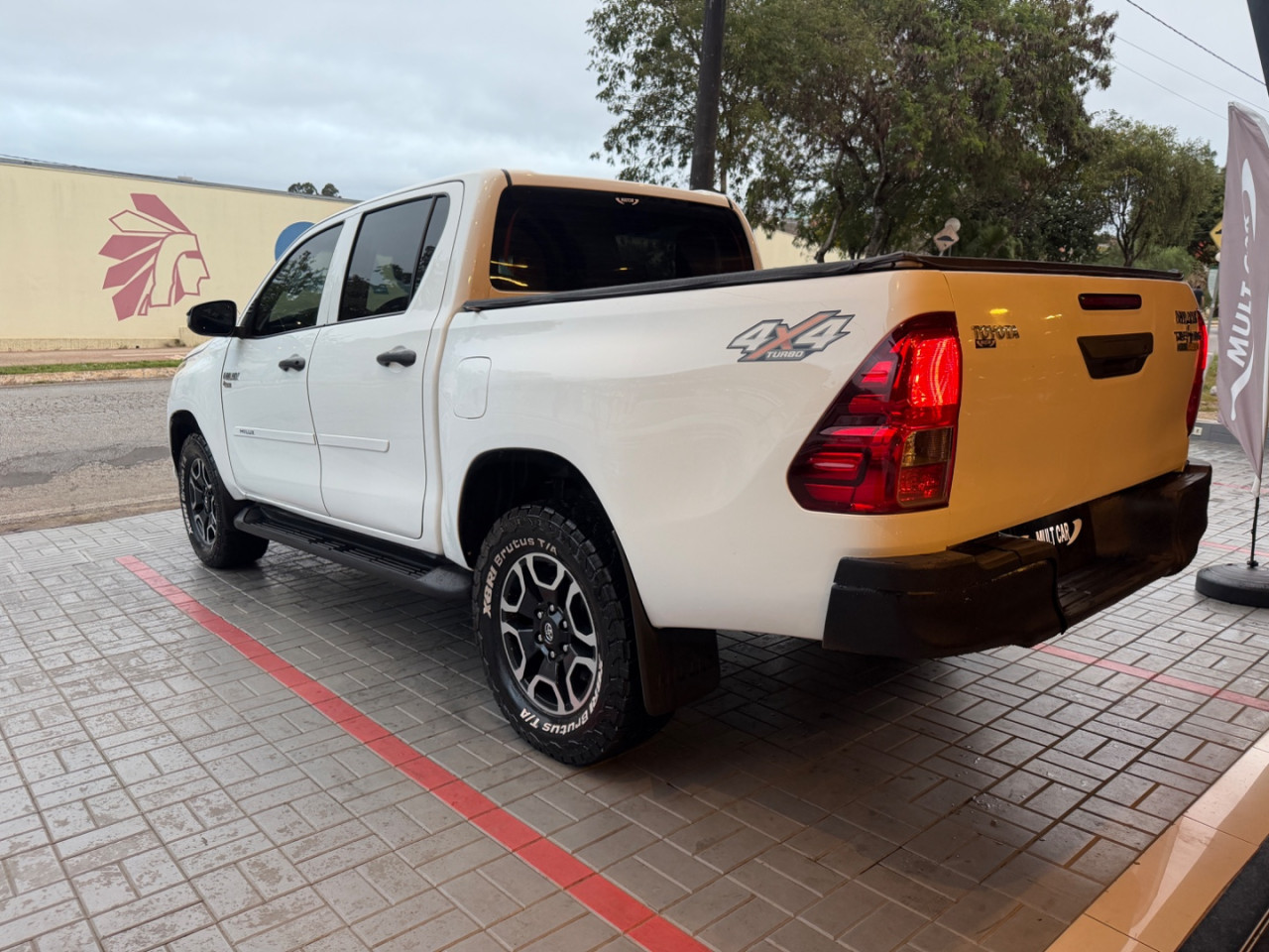 TOYOTA Hilux Caminhonete 2.8 16V  LOW M4FD 4X4 TURBO DIESEL CABINE DUPLA